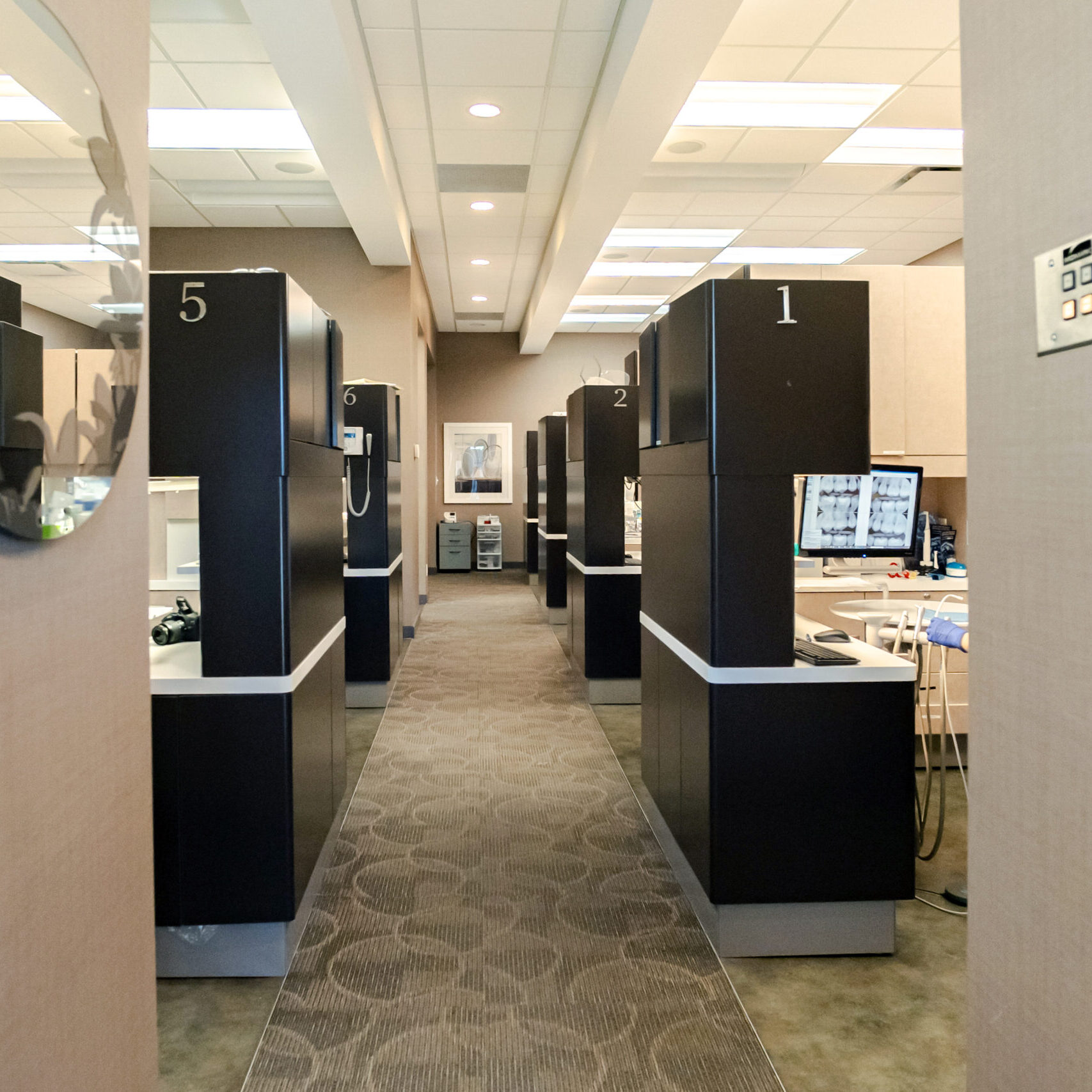 Modern dental clinic treatment rooms & operatories